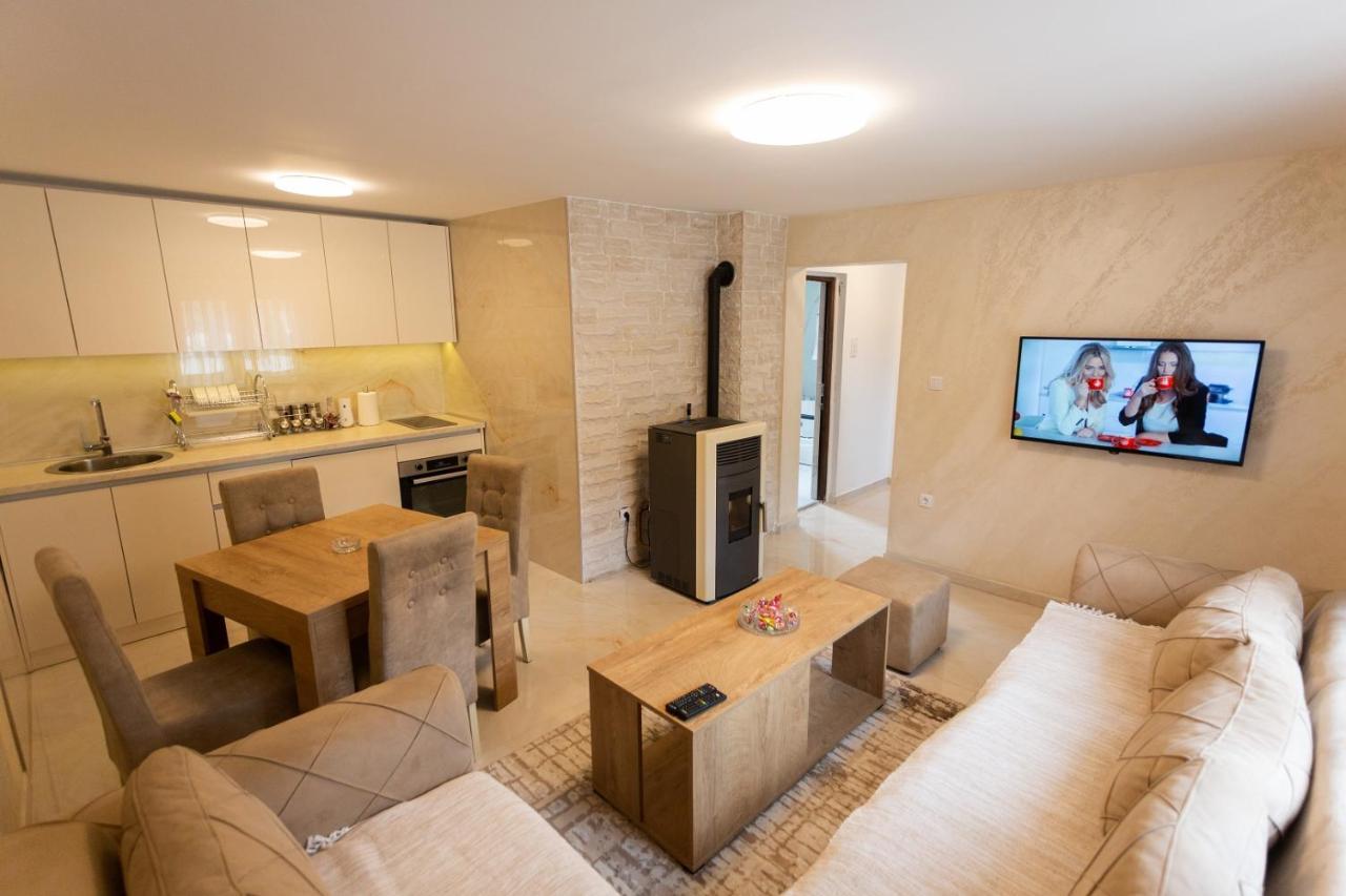 Vila Oaza Mira Draganici Raška Exterior foto